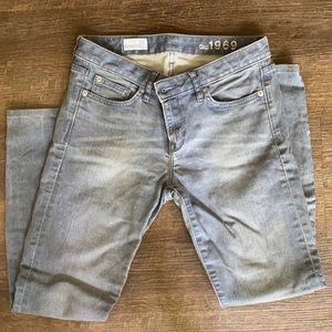 Gap jeans 27r